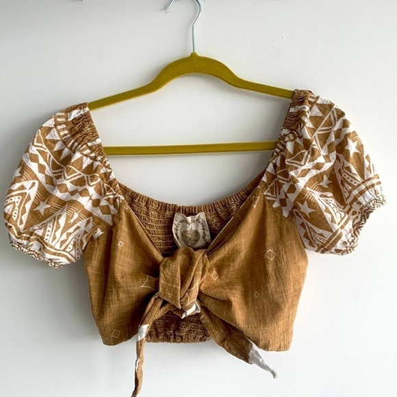 Z&L puff sleeves , tie front boho Gypsy crop top, size M - Picture 2 of 10